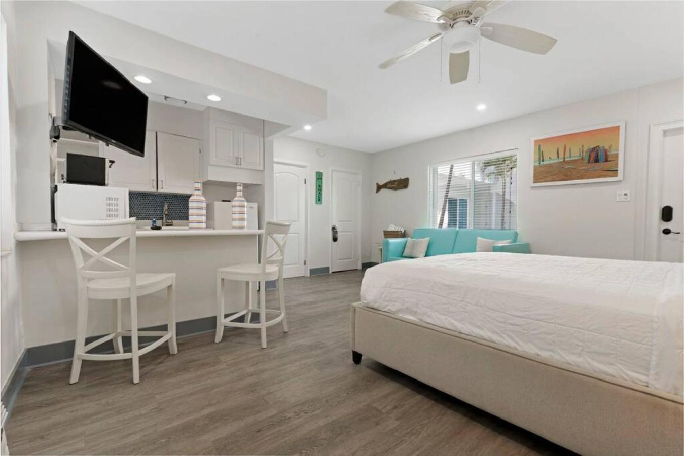 Walkabout 6 Suite On Hollywood Beach With Ocean Views Голливуд Экстерьер фото